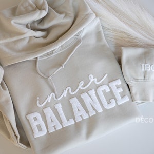 Custom Text Sweatshirt, Personalized Sweatshirt, Puff Print, Embossed Print, Gift for Mom, Christmas Gift Idea, Business Logos Employee Gift