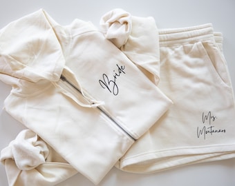 Bride Matching Set, Bridal Gift Set, Mrs. Sweatshirt, New Mrs. Set, Mrs. Zip Up, Bride Joggers, New Mrs, Honeymoon Outfit, New Mrs. Joggers