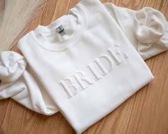 Cadeau personnalisé pour la mariée, sweat-shirt de la mariée, cadeau de la mariée, cadeau de fiançailles, cadeau de shower de mariage unique, sweat-shirt Future Mrs