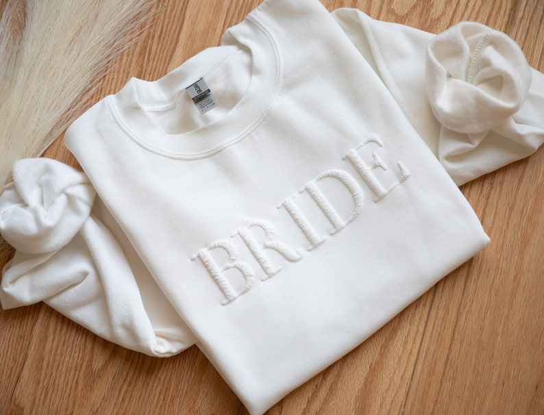 Personalized Gift For Bride, Bride Sweatshirt, Bride Gift, Engagement Gift, Unique Bridal Shower Gift, Future Mrs Sweatshirt