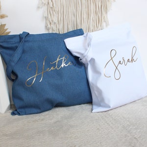 Bridesmaid Tote Bags Maid of Honor Tote Personalized Bridesmaid Bags Bridal Party Bridesmaid Gifts Set of 5 6 7, 8 YOU CHOOSE Bachelorette