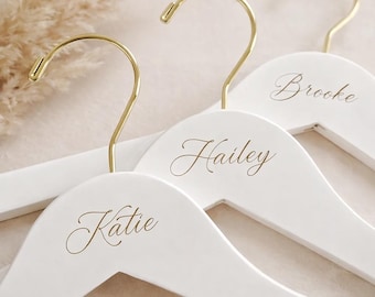 Bridesmaids Hangers, Wedding Hanger, Bridesmaid Hanger for Wedding Dress, Personalized Bridal Hanger