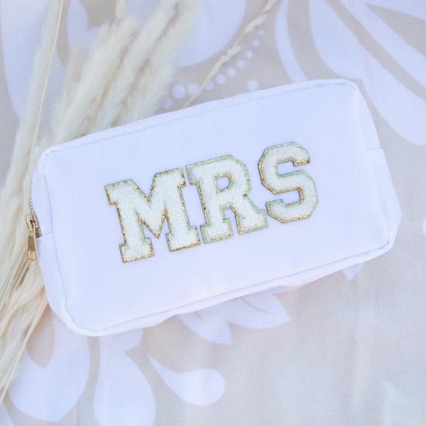 Bride Bag Bride Tote Bag Gift Mrs Makeup Bag White Varsity Letter Patches Honeymoon Gifts Personalized Travel Pouch monogrammed makeup bag