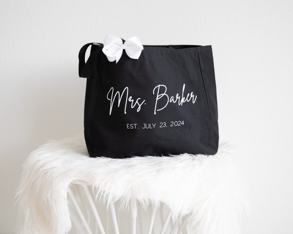 Personalized Bride Bag, Engagement gift, Bride Tote Bags, Wedding Gift, Bridal Shower Gift, Gift For Bride, Bridal Gift, Honeymoon Gift