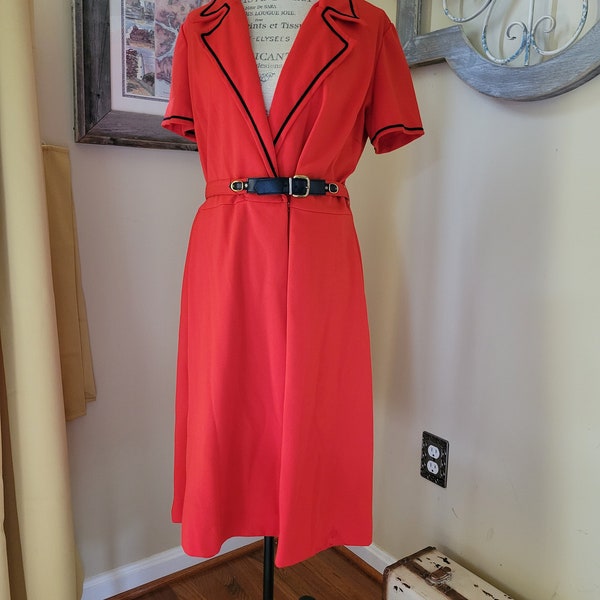 Vintage 1970s Jerrie Lurie Red Belted Dress V Neck Collar Navy Trim