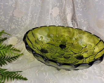 Vintage MCM Indiana Glass Harvest Fruit Pattern Oval Footed Bowl in Avocado Green