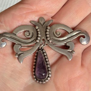 Vintage Mexican Taxco 980 Silver Brooch With An Amethyst Beaded Hanging Pendant