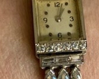 Vintage/Antique 1920'S Art Deco Solid Ladies Platinum Diamond Wristwatch