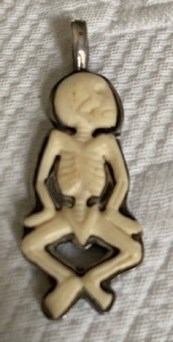 Vintage Sterling Silver Bone Signed Skeleton Penda