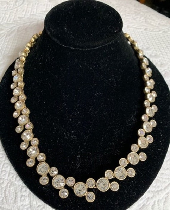 Vintage Large Round Rhinestone Necklace Set In An… - image 9