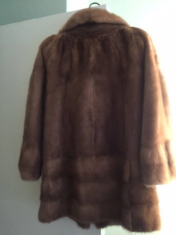 Vintage Stunning 60'S Or Early 70's Mink Jacket E… - image 2