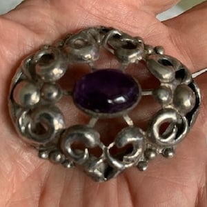 Vintage 1930&#39;S-40&#39;S Mexican Silver And Cabochon Amethyst Brooch W/C Clasp