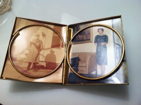 Vintage gold and pearl 1940-1950's PICTURE FRAME … - image 3