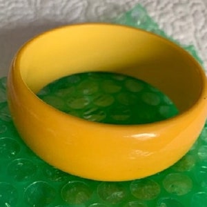 Vintage Wide Bright Yellow Tested Bakelite Bangle Bracelet image 10