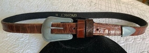 Joan & David Calfskin Brown Gator-like Pattern belt, size M JOAN & DAVID Women main image 4