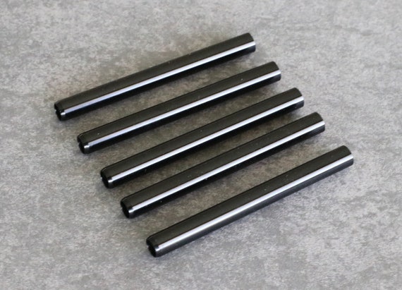 Black top one hitter