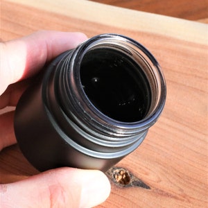 Black Smoker Gift Pack: Wenge Dugout, Stash Jar, Grinder & One Hitter Stash