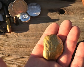POCKET GOLD NUGGET Replica, 1849er Faux Gold Rush Nugget Conversation Piece, Display or Carry Item, Heavy Unique Gold Painted Iron Stone