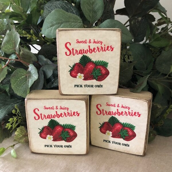 Strawberry Sign, Fresh Strawberries Sign, Country Fruit Decor, Farmhouse Decor, Farm Sign, Rustic Decor, 4th of July, Valentine's Day Gift
