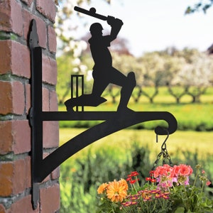 Cricket Player Iron Hanging Basket Bracket/ Sport, Cricket Bat, Cricket Fans and Players Gift/ Sports Fans, UK Made, Gift Idea