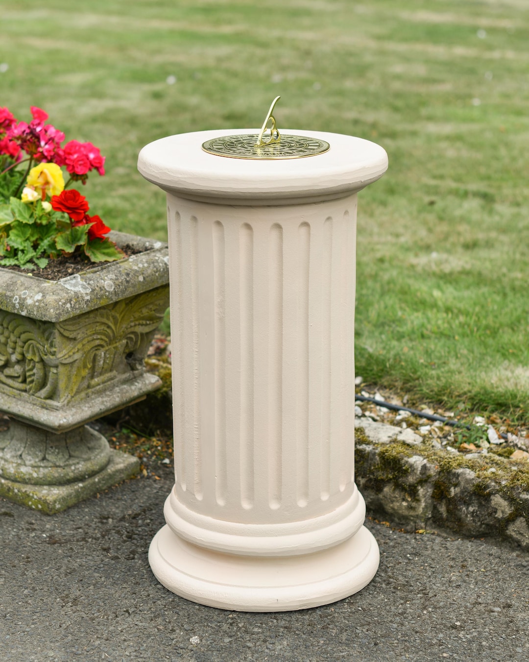 Antique Cream Garden Column, Metal Heavy Plinth Column Pedestal ...