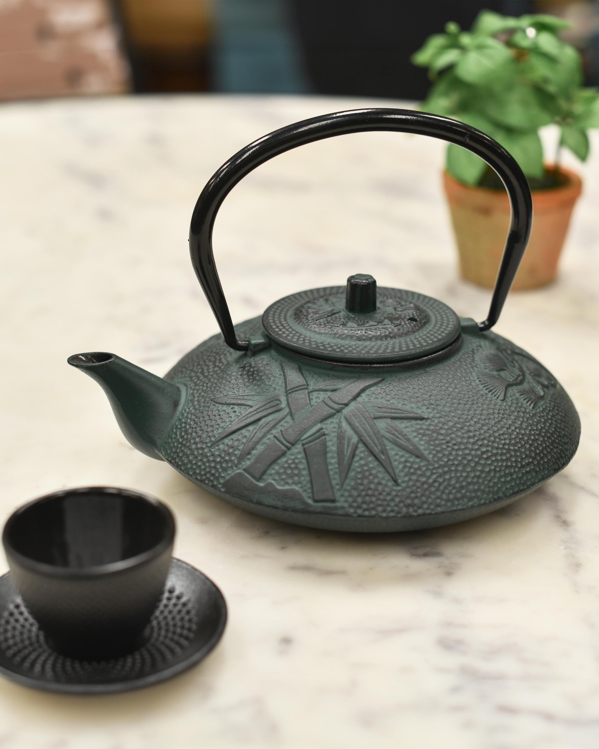 Dark Green Cast Iron Japanese Teapot With Handle 1.2l/bamboo Motif