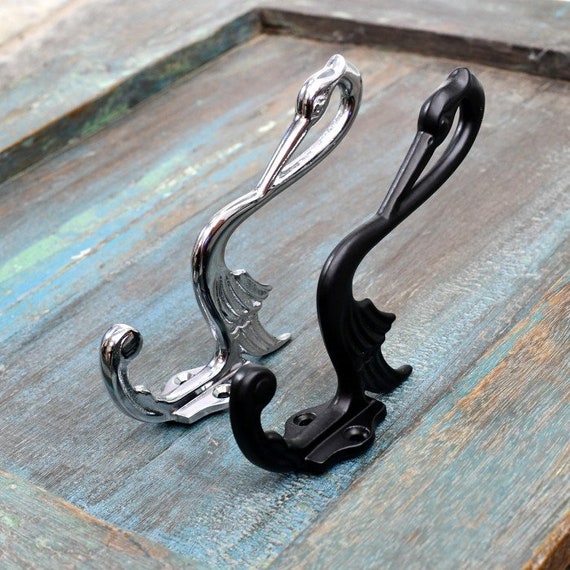Cast Iron WALL MOUNT MULTI HOOK COAT RACK ~ 5 Swivel Arms ~ 15 Usable Hooks