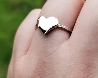 Heart ring. Sterling silver. All metal, no gemstones. Size 6.5