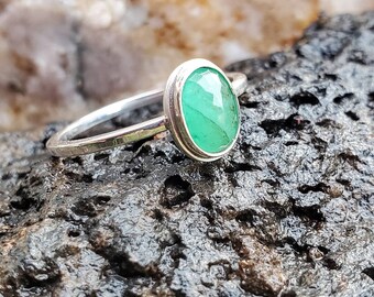 0.60ct Emerald ring. Size 7. Sterling silver. Natural emerald. May birthstone.