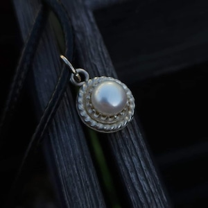 Natural Pearl Necklace: Handcrafted Sterling Silver Pendant