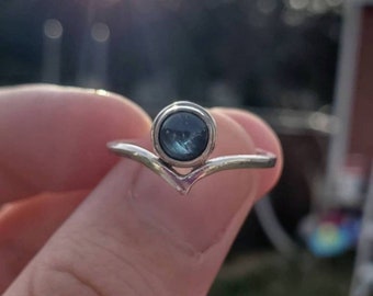Dark blue sapphire sterling silver ring. Size 6.75.