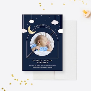 Celestial Baby-aankondigingskaart met fotosjabloon, Baby Reveal-kaart met maanwolken sterren, maankind nieuwe baby, geboortekaartje maan