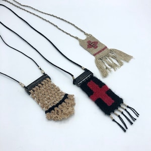 Collier tissé à la main, OOAK, soie, lin ou laine, option cuir ou végétalien