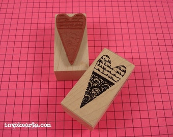 Scalloped Heart Stamp / Invoke Arts Collage Rubber Stamps