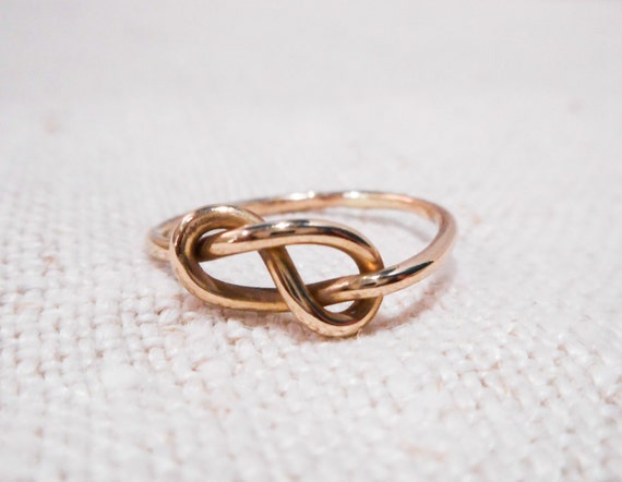 Love Knot Ring // Solid Gold Eternity Knot Ring | Etsy
