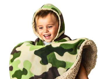Children's Car Seat Poncho Camo Tan Bear Sherpa Reversible Camouflage Warm Blanket Safe Coat