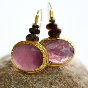 Purple Pink Sapphire Earrings, Solid Gold Sapphire Earrings for Women, Pink Stone Earrings, Gift for Her, Pink Bridal Earrings, Boho Chic