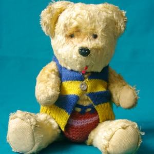 Old Vintage Teddy Bear 1950s - 1960s Fully Jointed, 15&quot;, Polish well loved