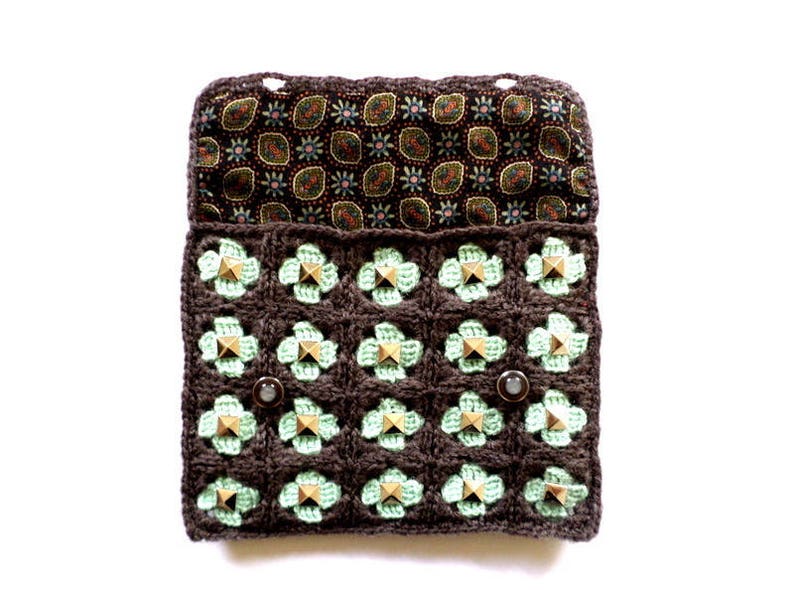 Grey green studded crochet pouch image 2