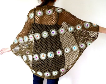 Crochet mesh khaki and white flowers in ultra fine wool shawl