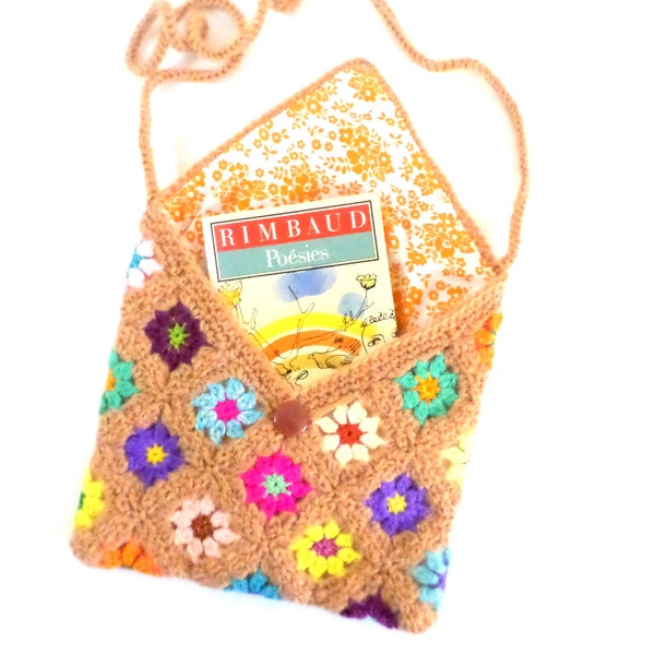 Petit sac bohème au crochet, mini fleurs multicolores sur fond jaune miel, bohème hippie