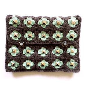 Grey green studded crochet pouch image 1