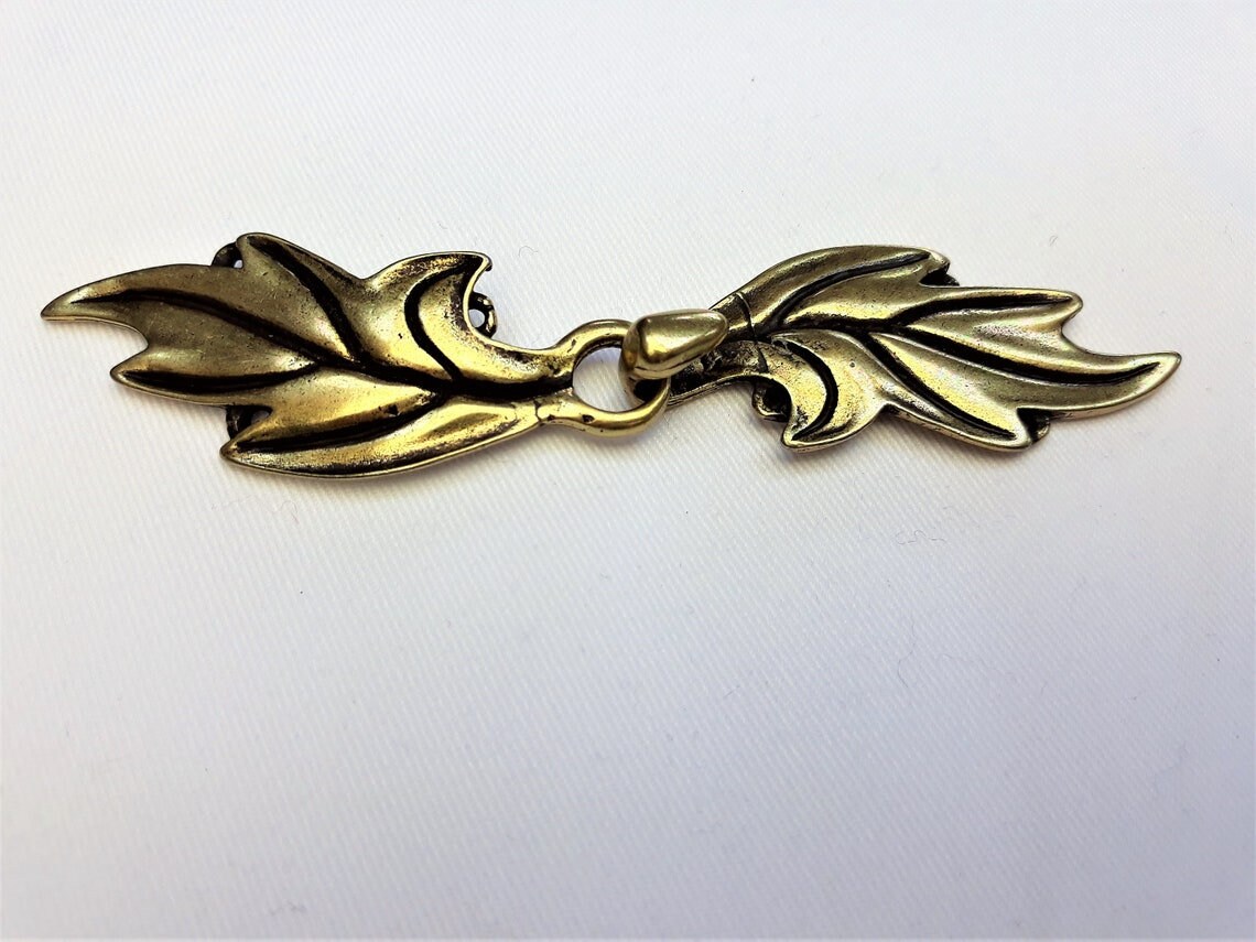 Cloak Cape Clasp Elven Leaf Lord of the Rings in Silver Brass Etsy UK