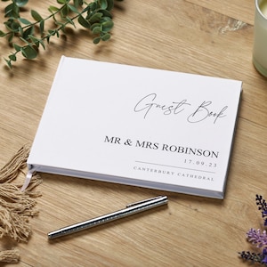 Libro de firmas para bodas minimalista y personalizado con letra cursiva, 80 páginas rayadas, tapa dura.