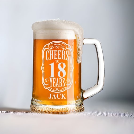 idée cadeau anniversaire 18 ans pote certifié - Verre à bière cristal gravé