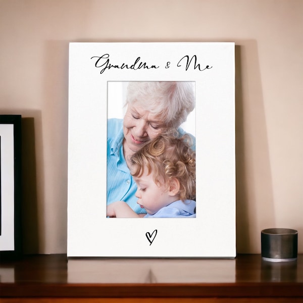 White 6x4 Portrait Picture Photo Frame Grandma & Me Heart
