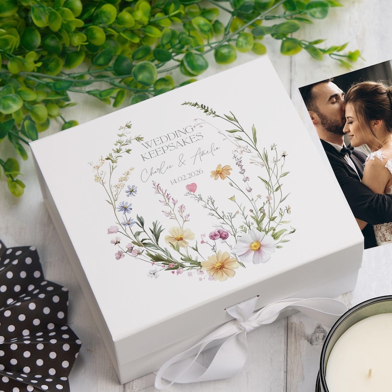 Personalised Couple Wedding Keepsake Box Delicate Floral Design - Etsy UK