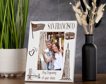 Marco de fotos blanco personalizado con recuerdo de vacaciones en San Francisco grabado