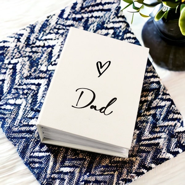 Dad Photo Album With Sleeves 100 x 6x4 Capacity