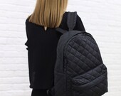 МИНИМАЛИСТИЧНЫЙ СТЕГАНЫЙ ТЕМНО-СИНИЙ УНИСЕКС РЮКЗАК